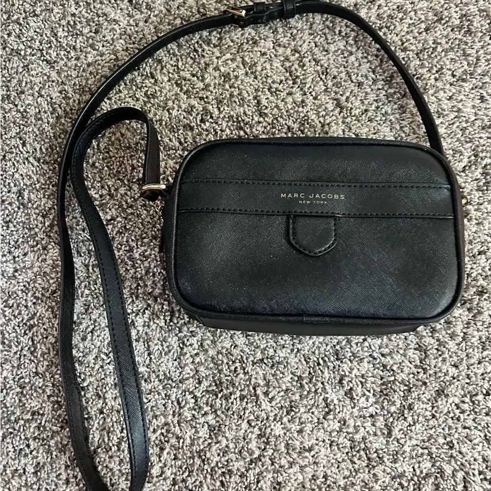 ‎Marc Jacobs Black Crossbody